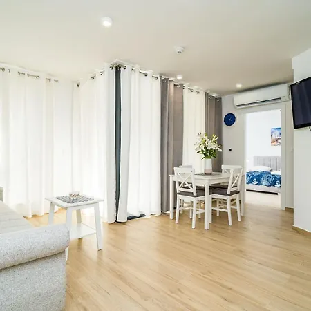 Ostrea Apartment